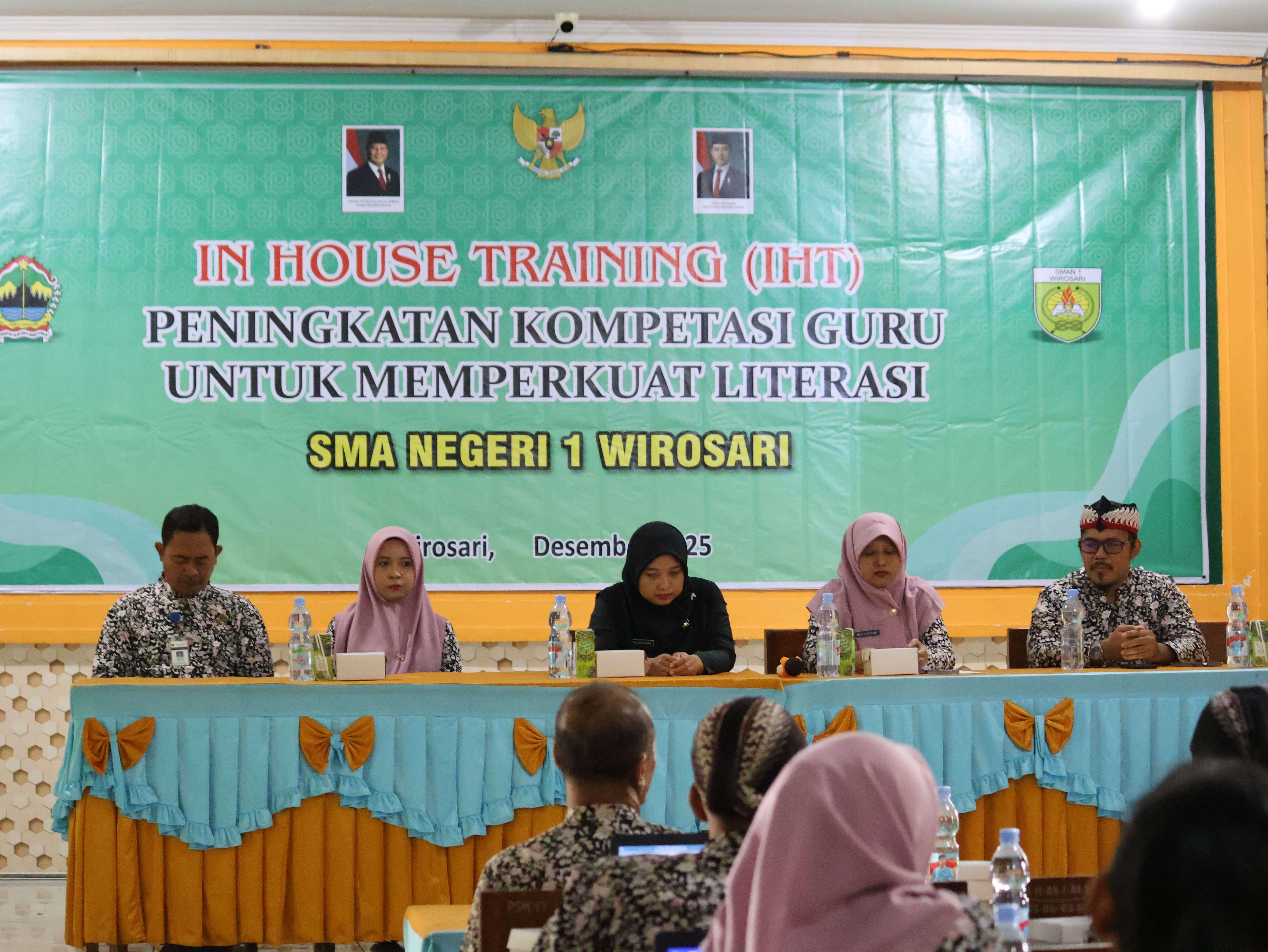 Aula SMA N 1 Wirosari Menjadi Saksi Penguatan Literasi Guru 2025