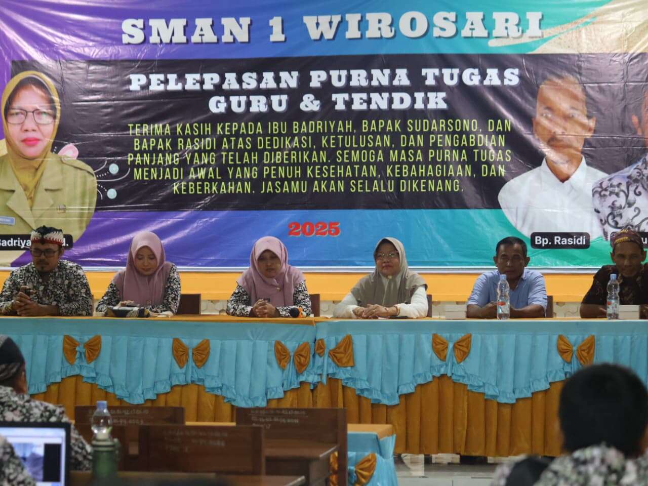 Aula dan Hujan: Dua Saksi Diam dalam Perpisahan Purna Tugas