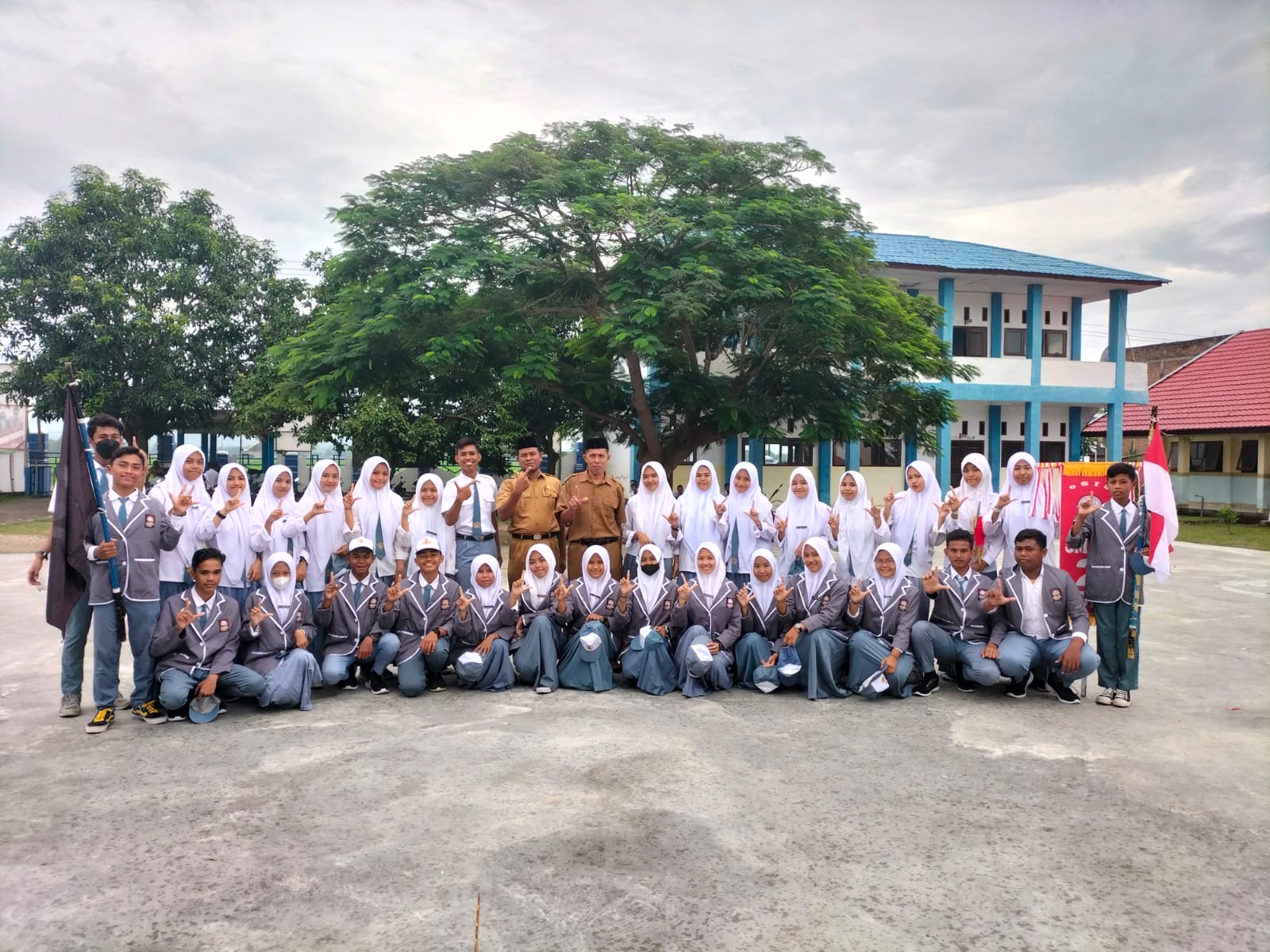 PERGANTIAN PENGURUS OSIS BARU 2022