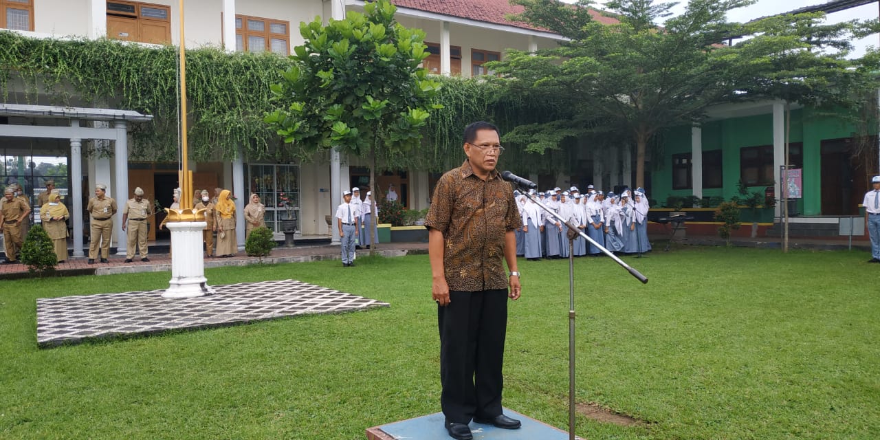 Purna Tugas Bapak Drs. Bambang Wiryadi