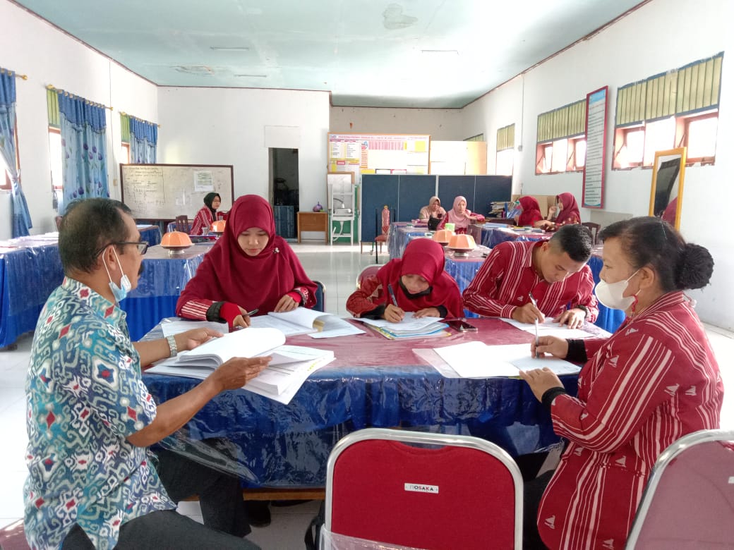 Kunjungan Pengawas Sekolah