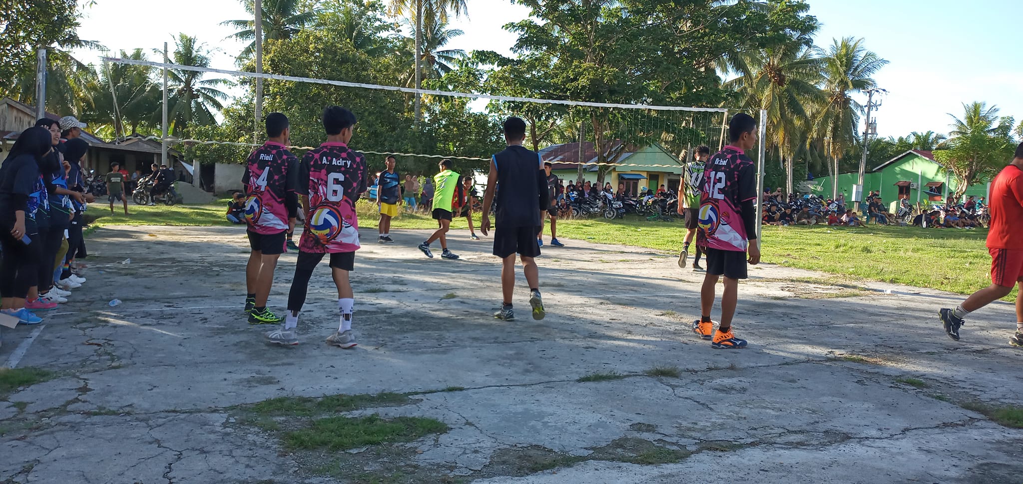 PERTANDINGAN PERSAHABATAN