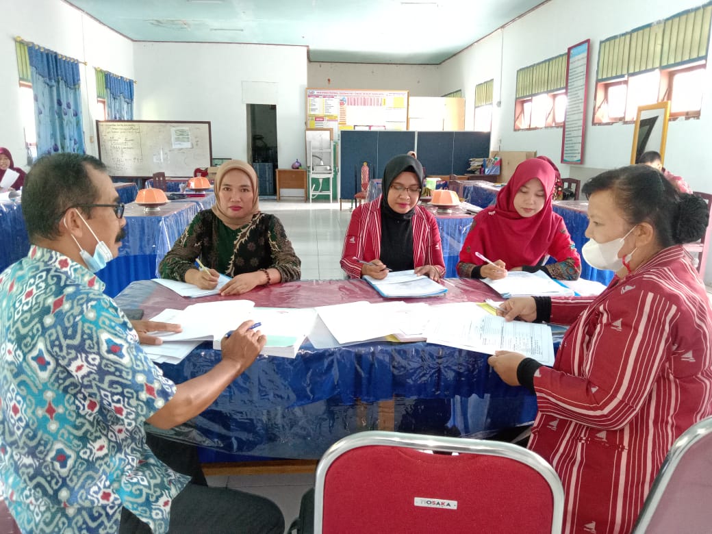 Kunjungan Pengawas Sekolah