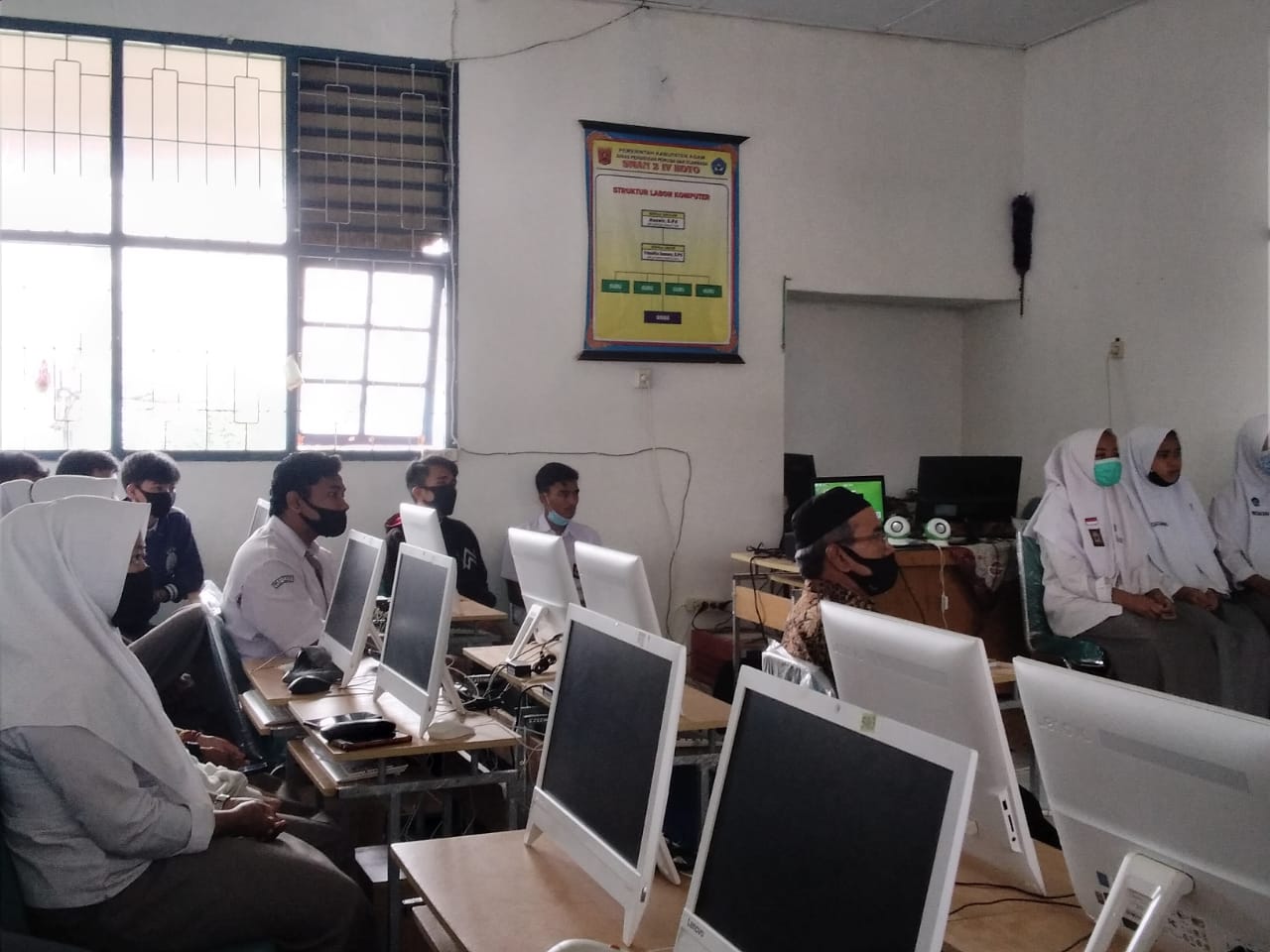 Sosialisasi melalui zoom meeting