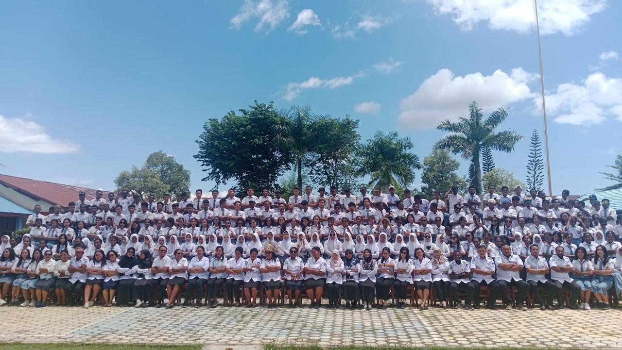 #DEWAN GURU SMA NEGERI 2 KABUPATEN SORONG