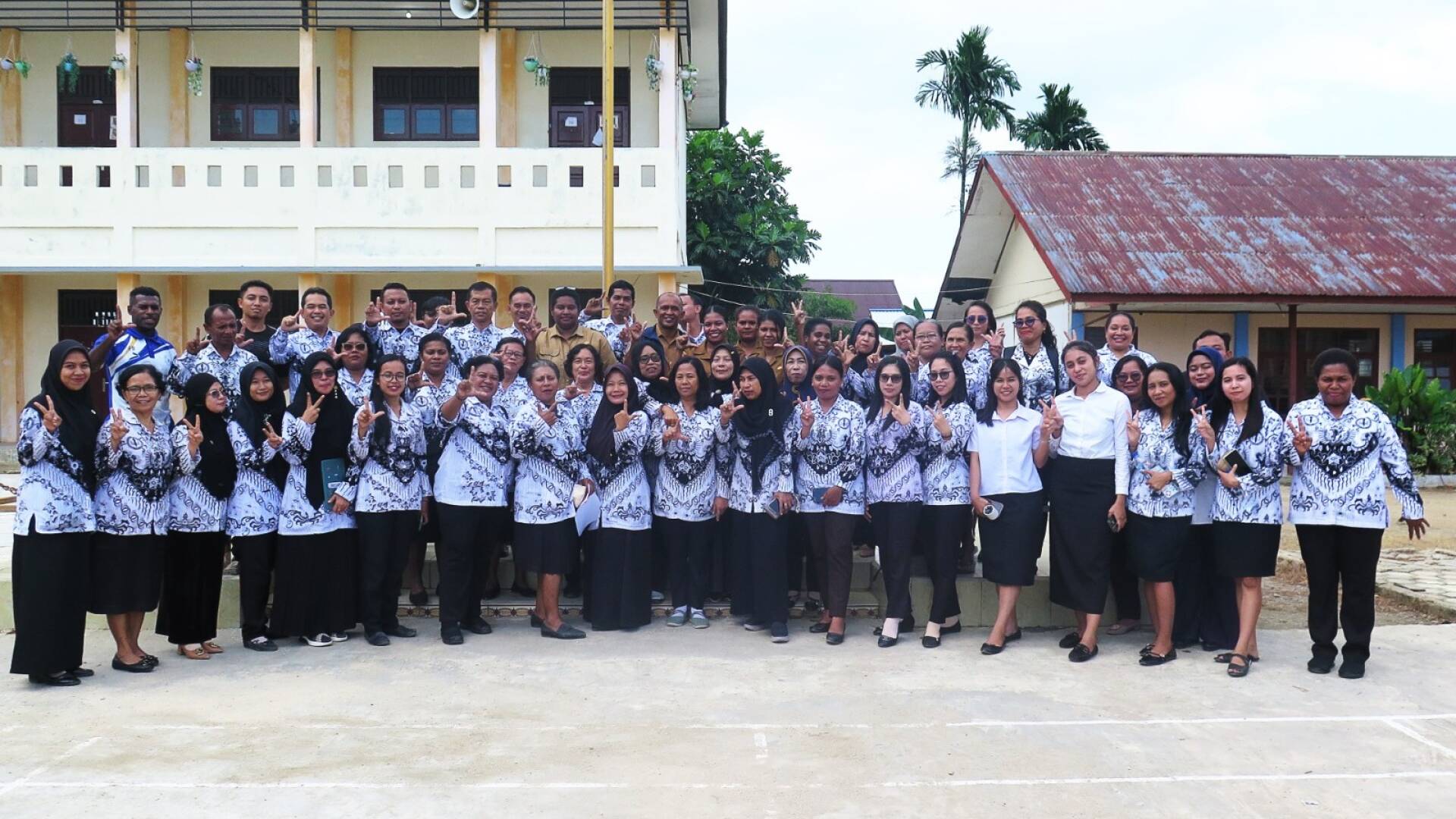 Dewan Guru Bersama Ibu KABID GTK dan Bapak Pengawas