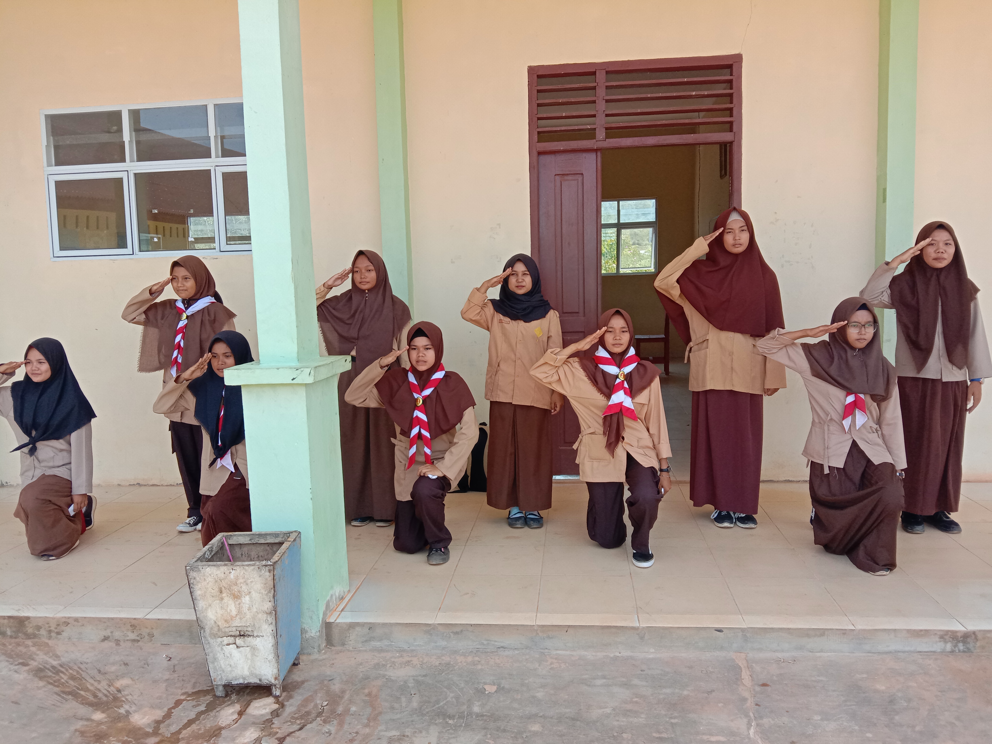 SCOUT SMA NEGERI 2 LINGGA
