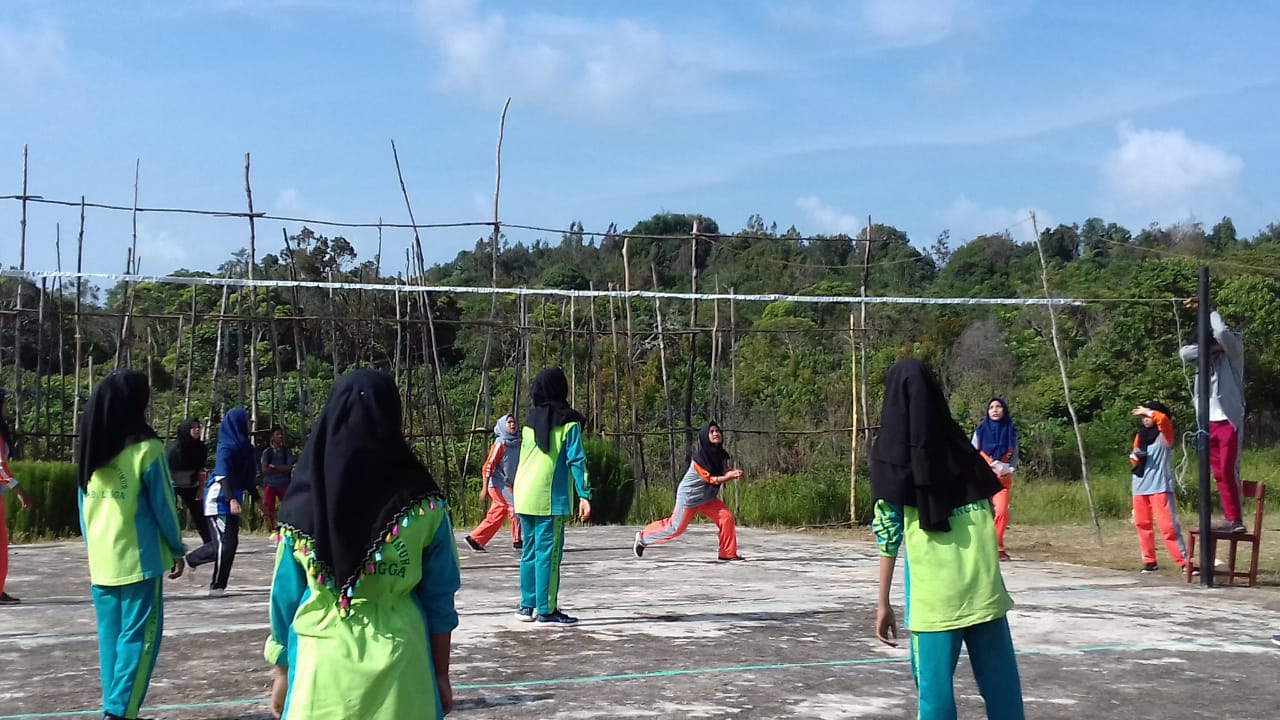 EKSTRAKURIKULER VOLLY SMA NEGERI 2 LINGGA