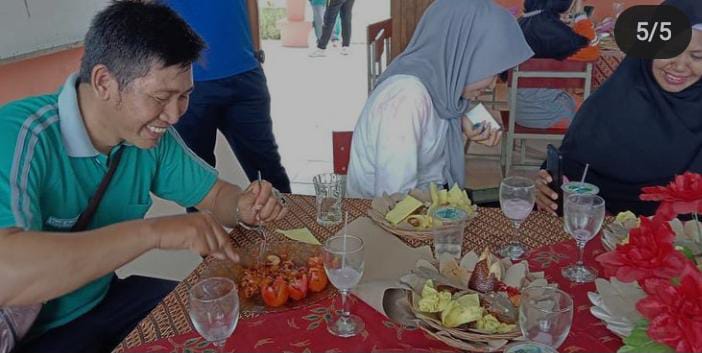 KETERAMPILAN SENI BUDAYA (PRAKTEK MEMASAK)