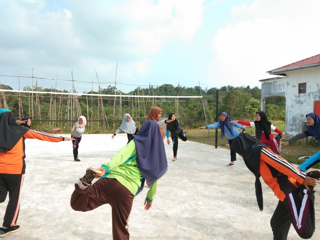 EKSTRAKURIKULER VOLLY SMA NEGERI 2 LINGGA