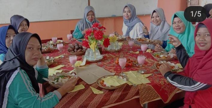 KETERAMPILAN SENI BUDAYA (PRAKTEK MEMASAK)