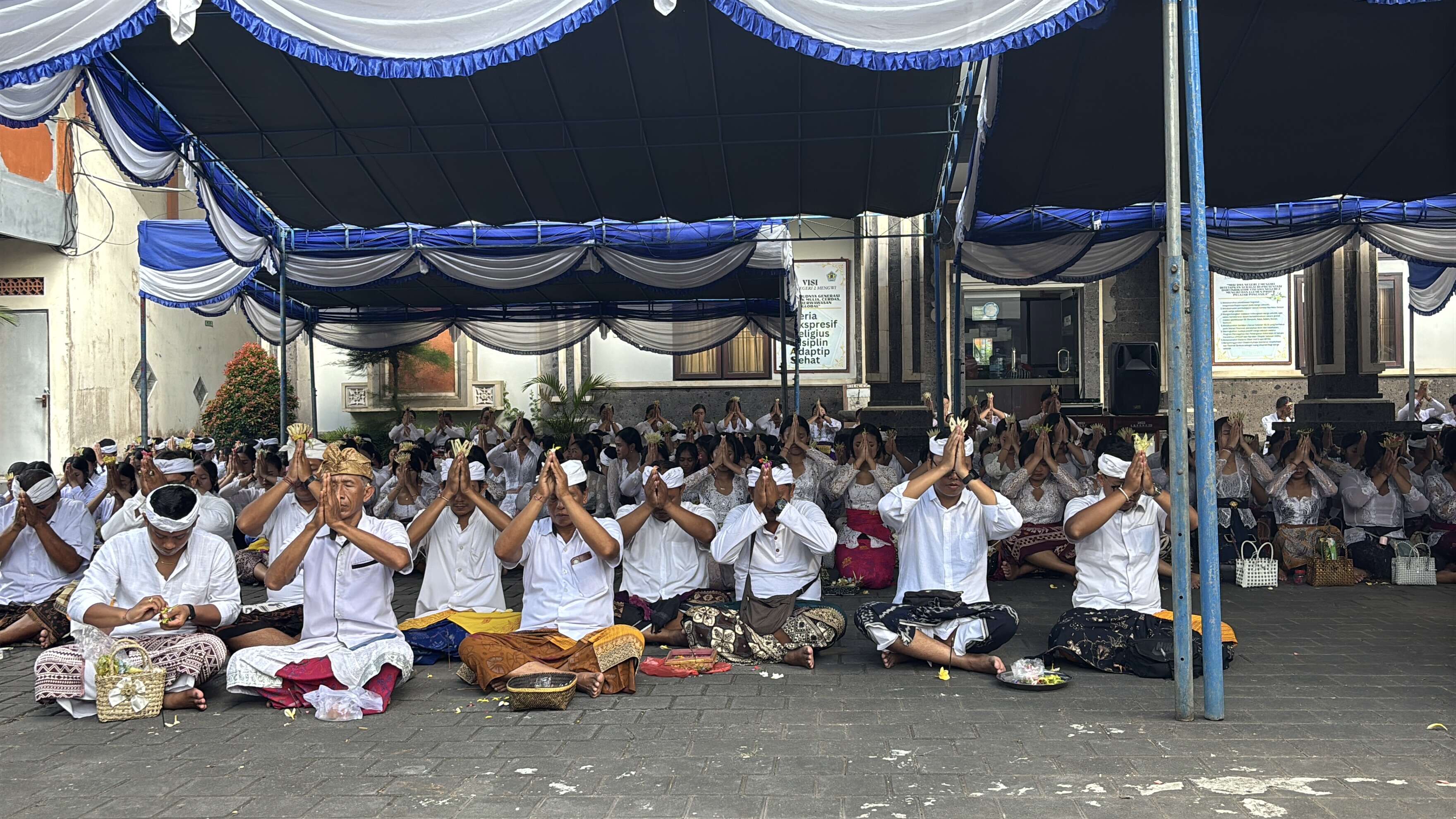 Perayaan Hari Raya Saraswati April 2026