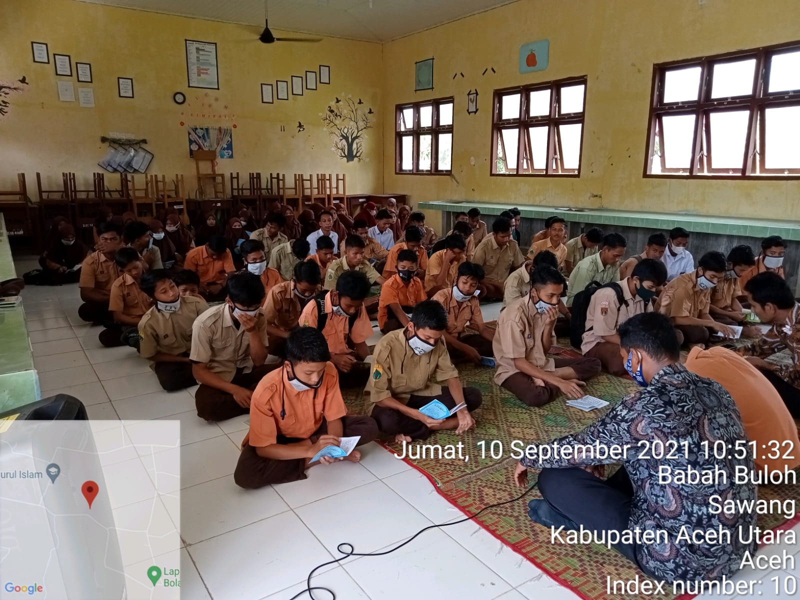 Rutinitas Siswa/i  dan Guru SMA Negeri 2 Sawang