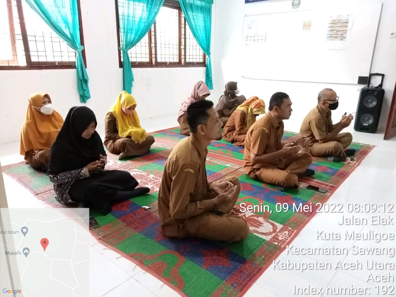 Rutinitas Siswa/i  dan Guru SMA Negeri 2 Sawang