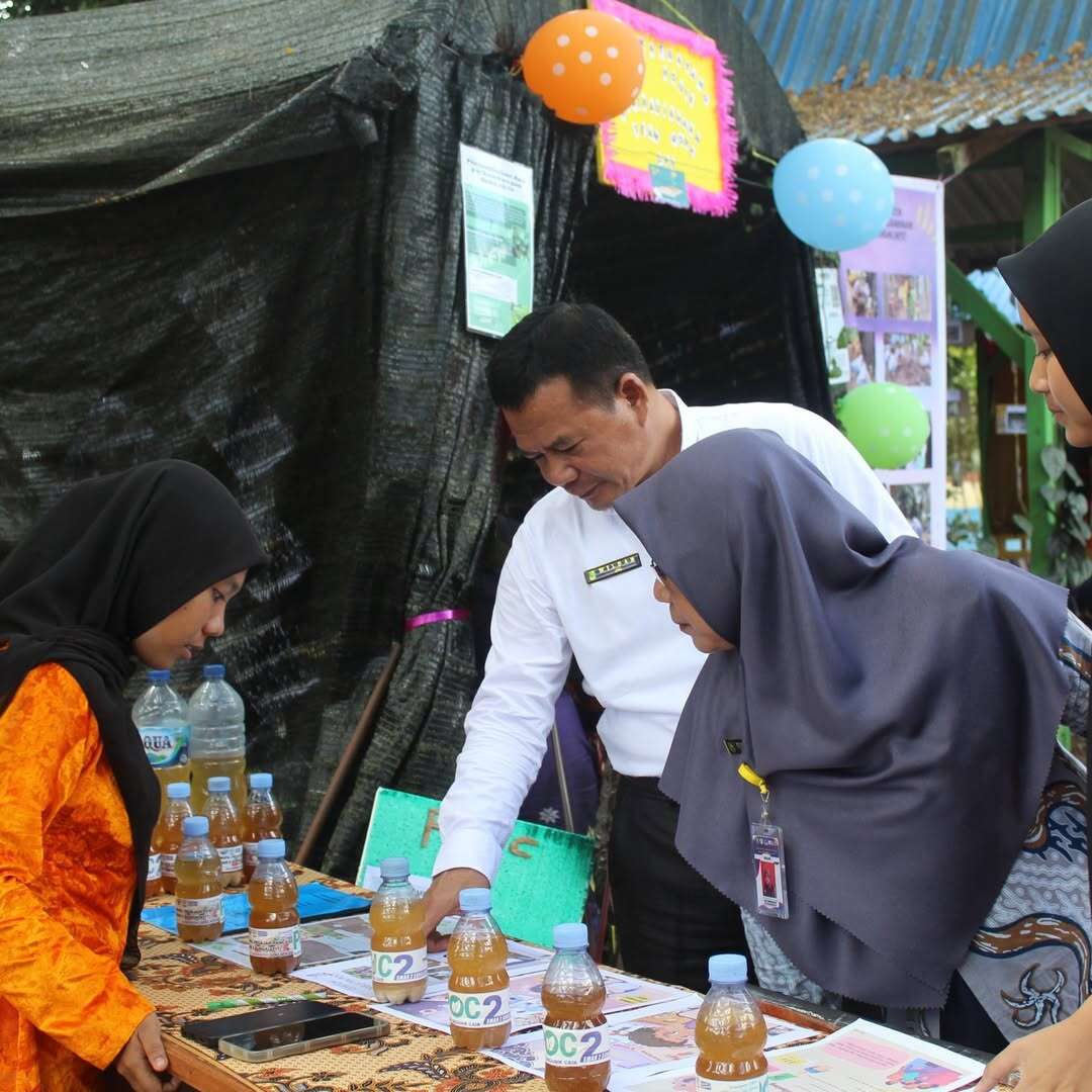 Melihat Hasil Karya P5 siswa SMAN 2 Sungai Apit