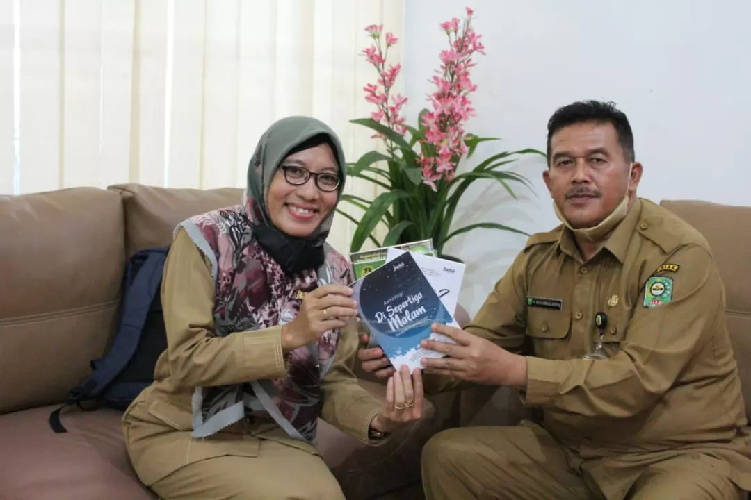 Penyerahan Buku