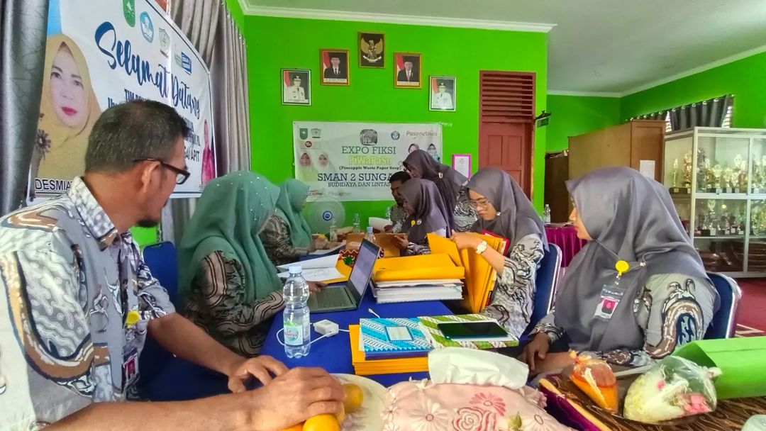 Penilaian Kinerja Kepala Sekolah (PKKS) di SMAN 2 Sungai Apit