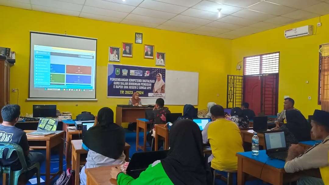 Pengembangan Kompetensi Digitalisasi Guru