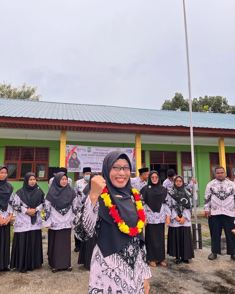 Peringatan HUT PGRI Ke-78 dan Hari Guru Nasional sekaligus HUT KORPRI Ke-52 Tahun 2023.