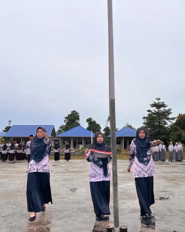 Peringatan HUT PGRI Ke-78 dan Hari Guru Nasional sekaligus HUT KORPRI Ke-52 Tahun 2023.