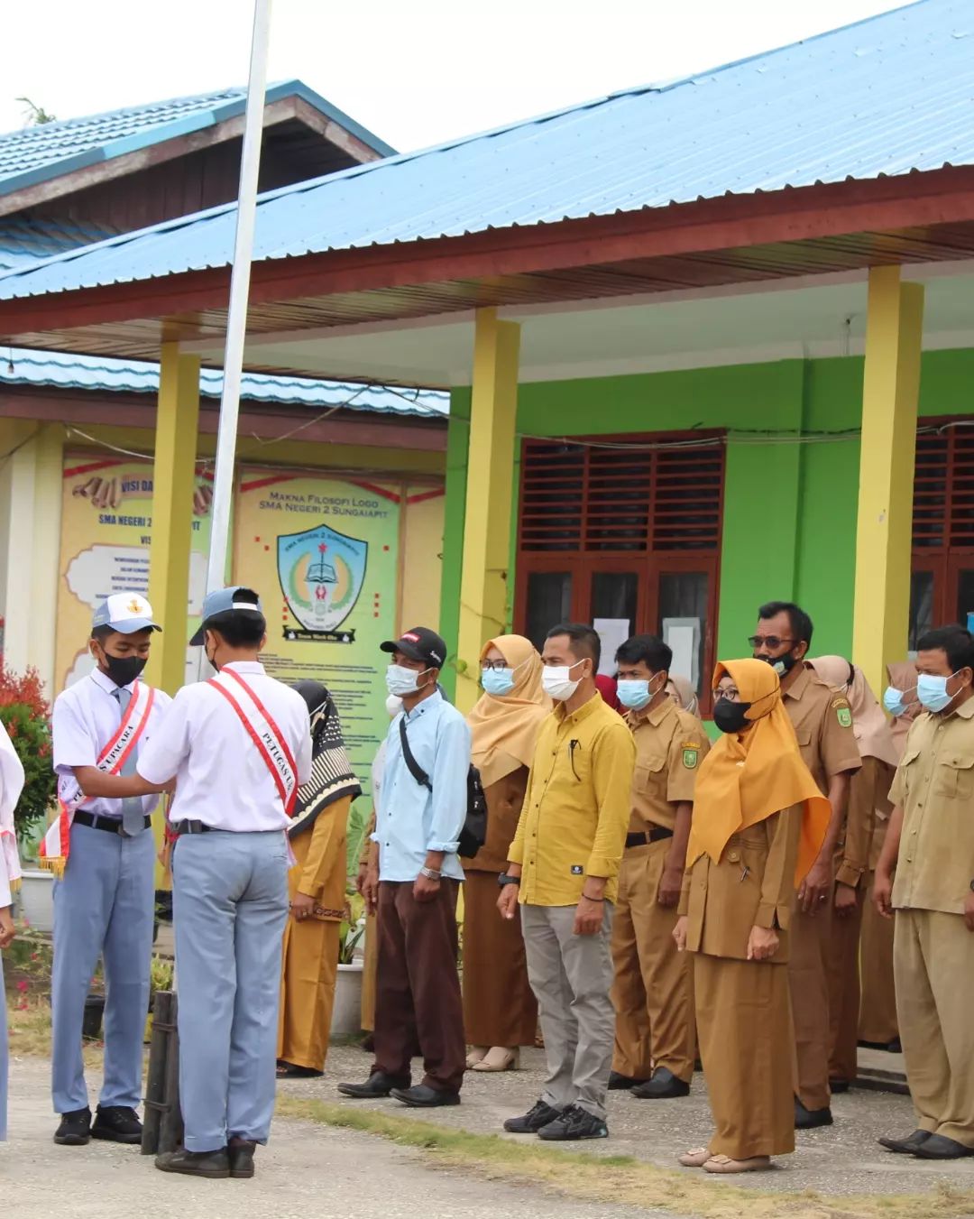 Pengibaran Bendera Merah Putih