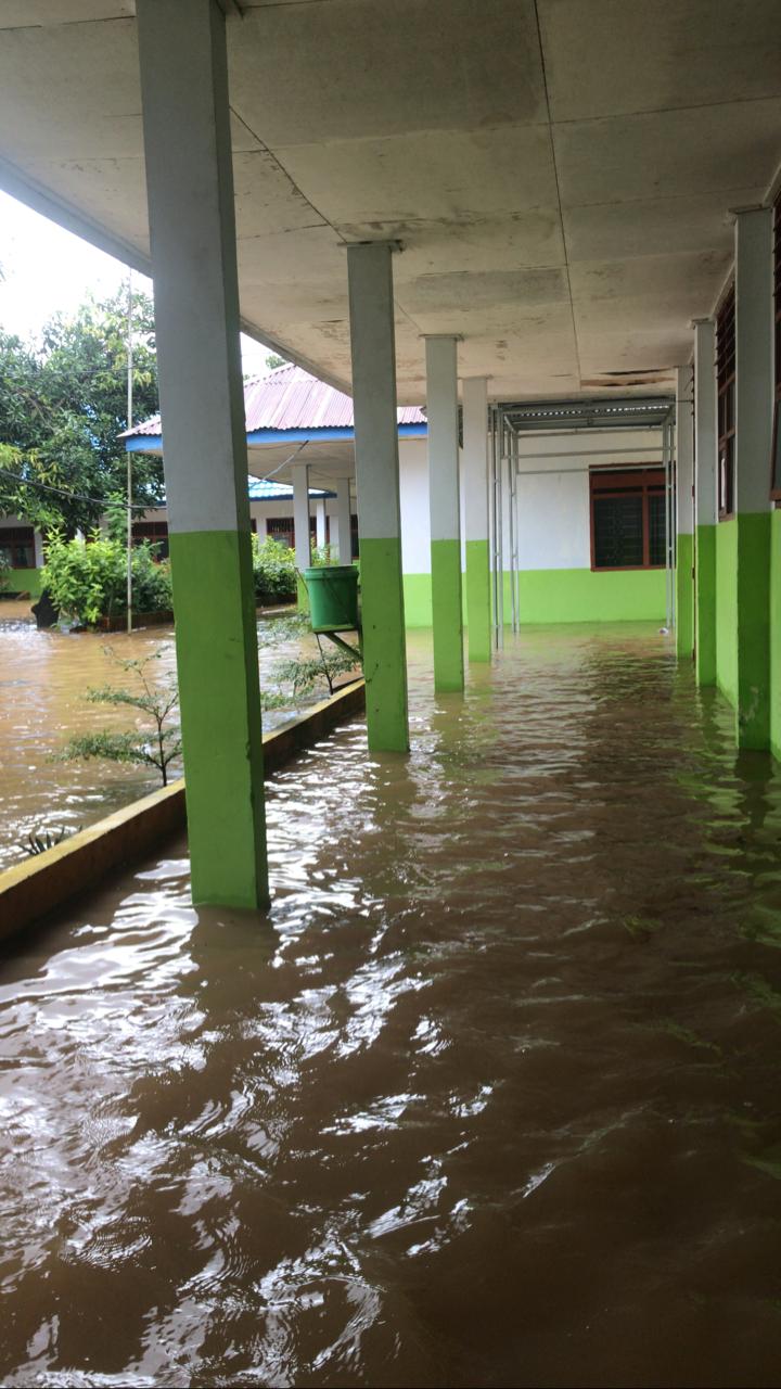 BANJIR SMAN 2 TAKALAR