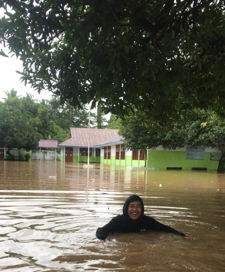 BANJIR SMAN 2 TAKALAR