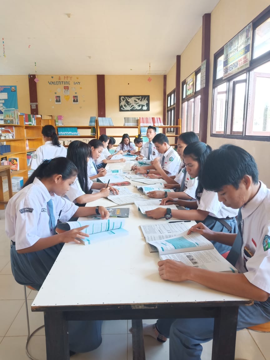 Praktik Fisika di SMAN 2 Teriak