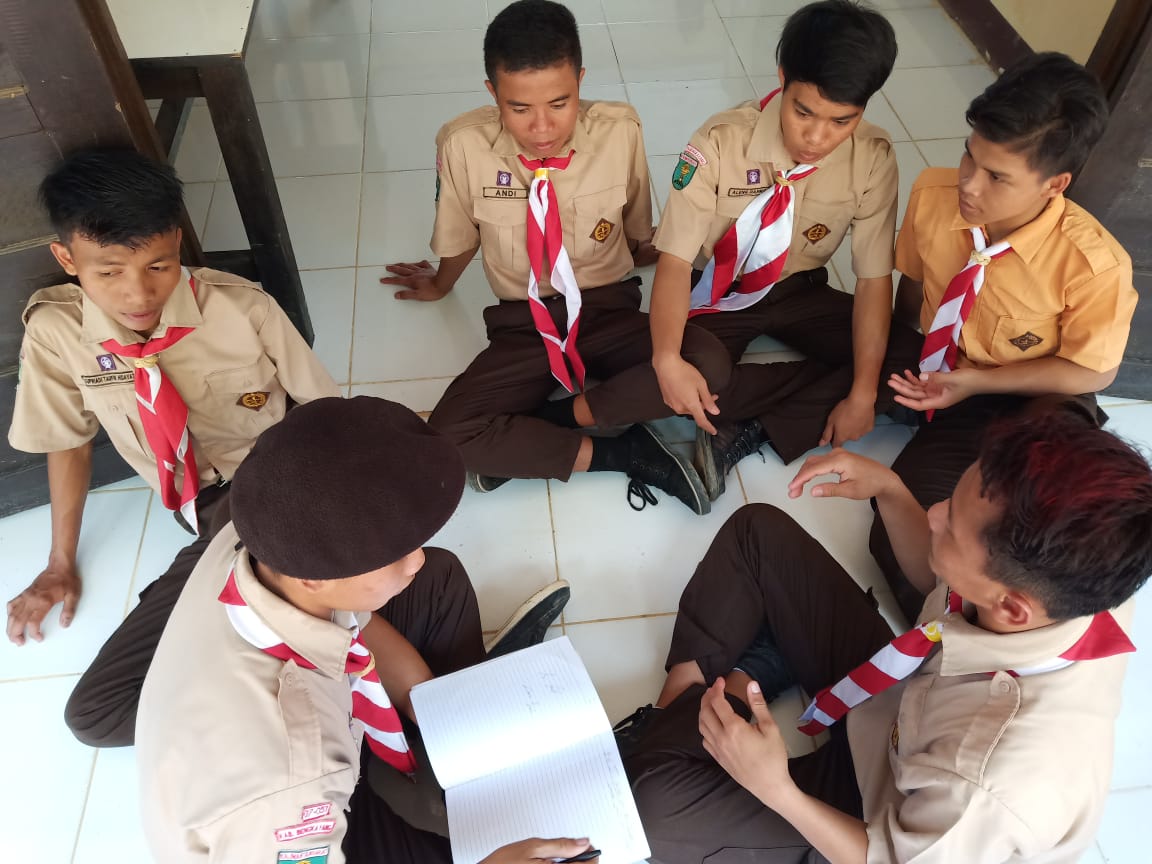 Kegiatan Pramuka di SMAN 2 Teriak