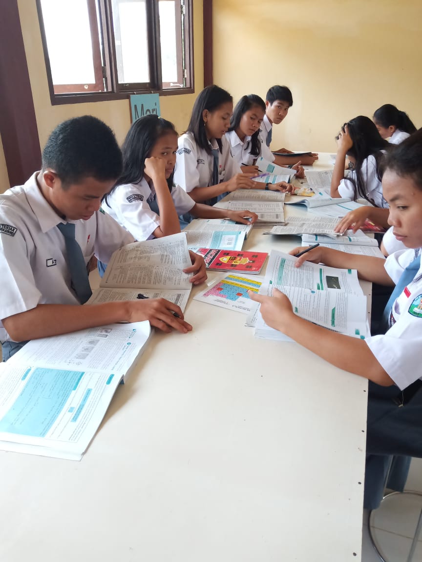 Praktik Fisika di SMAN 2 Teriak