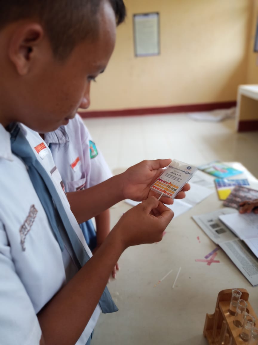 Praktik Fisika di SMAN 2 Teriak