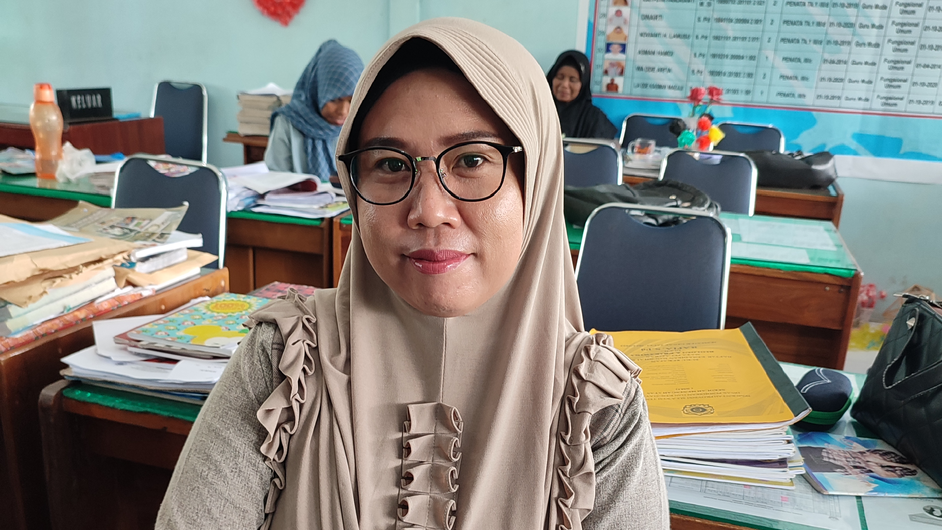 NOVIANTI H. LAMUSU, S.Pd (GURU SEJARAH)