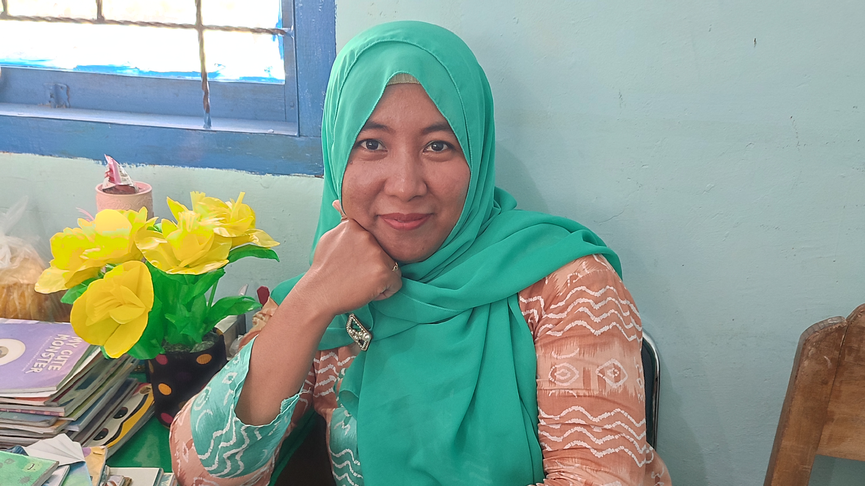 ASRIYANI, S.Pd (GURU BIOLOGI)