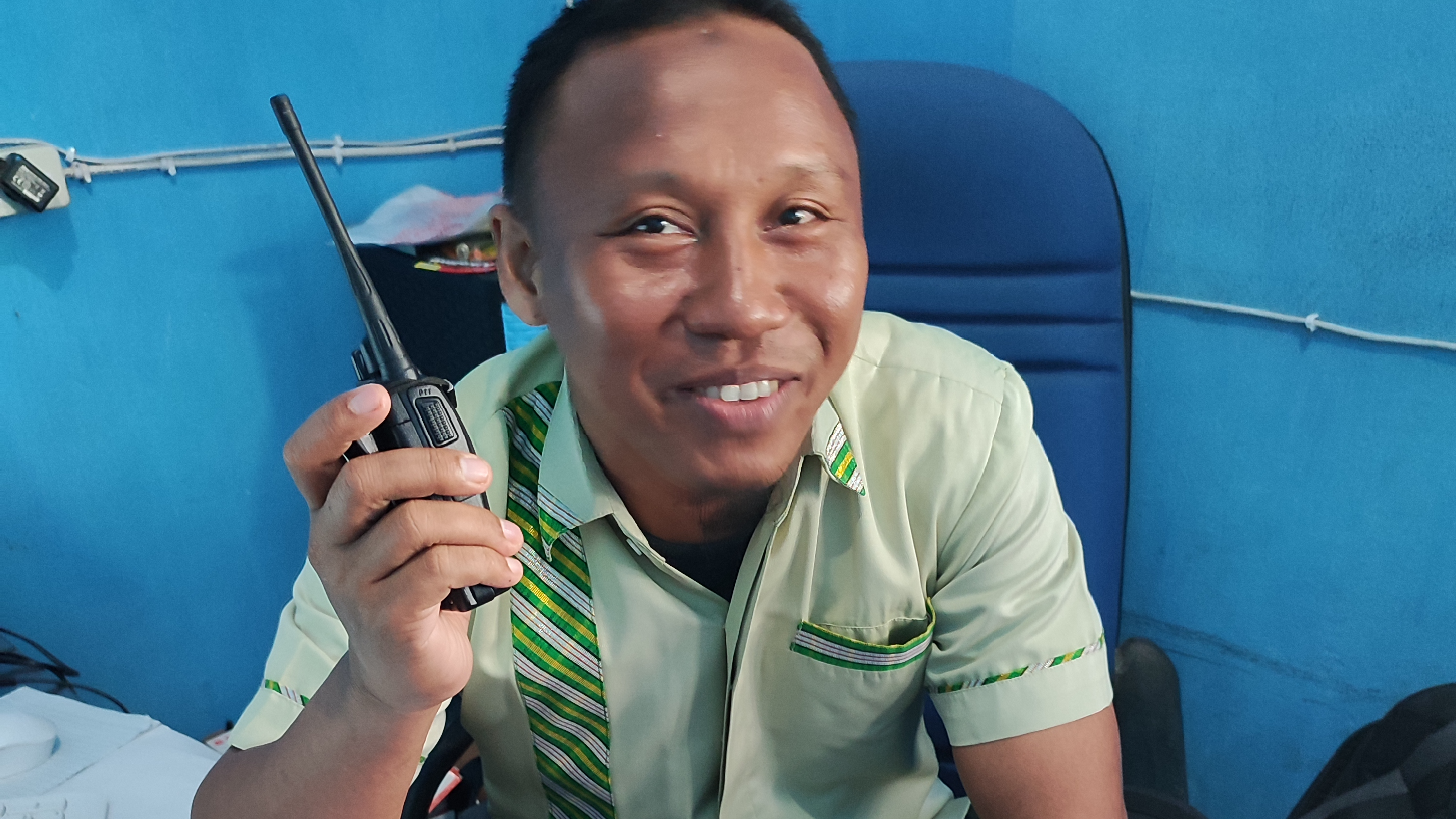ALABIN TOMBI, S.Pd (Guru Matematika - WAKASEK SARPRAS)