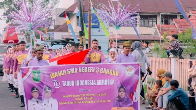 Karnaval memperingati HUT KE - 79 Republik INDONESIA