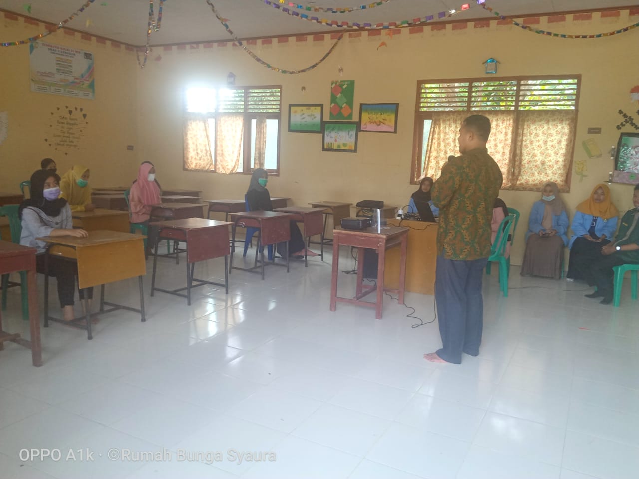RAPAT & DISKUSI