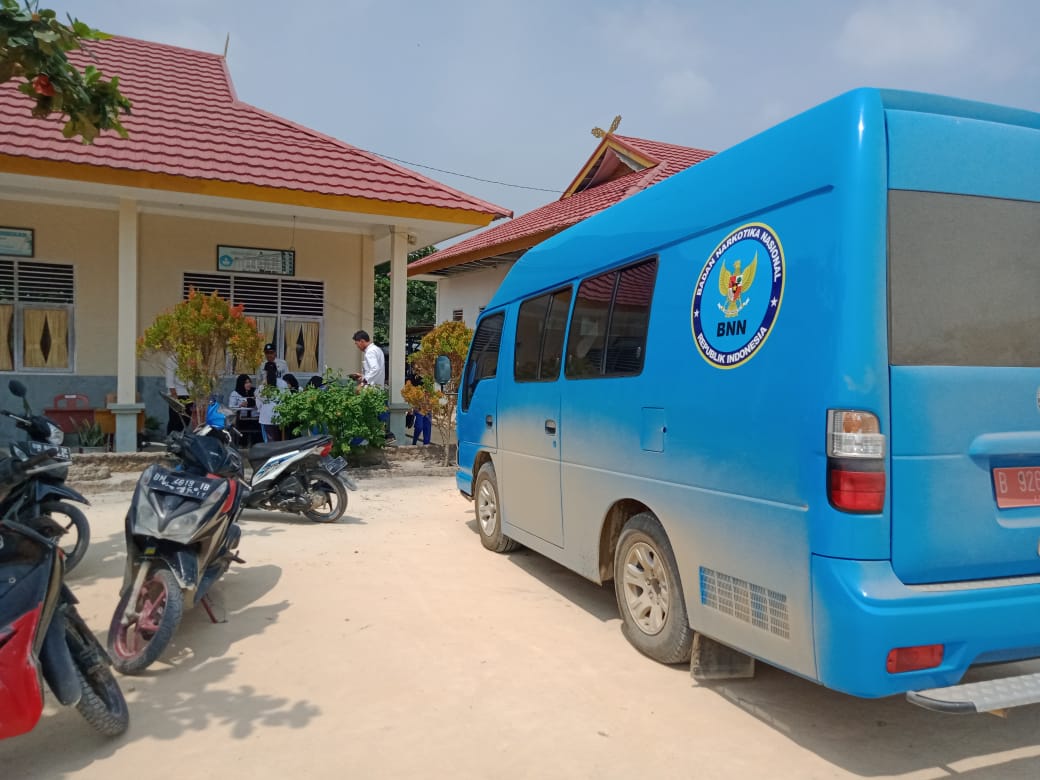 Agenda Tahunan Pelaksanaan Tes Narkoba Kepada seluruh Peserta Didik SMAN 3 Langgam