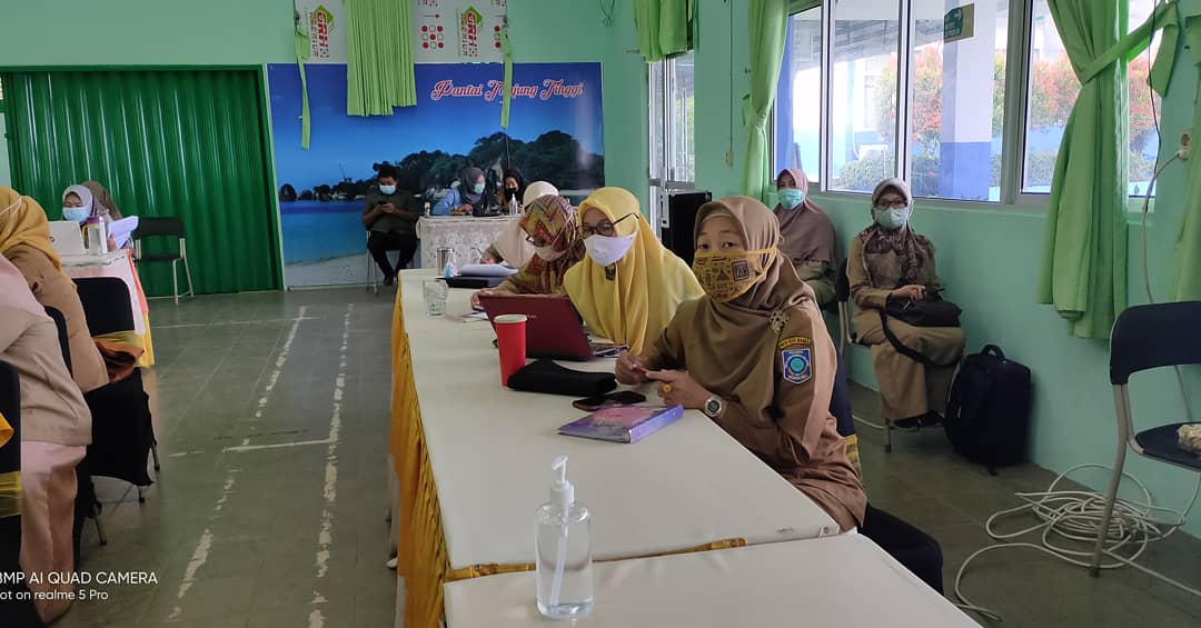 Rapat Anggaran APBN, APBD dan IPP 2021 bersama Komite sekolah dan Orang Tua Siswa