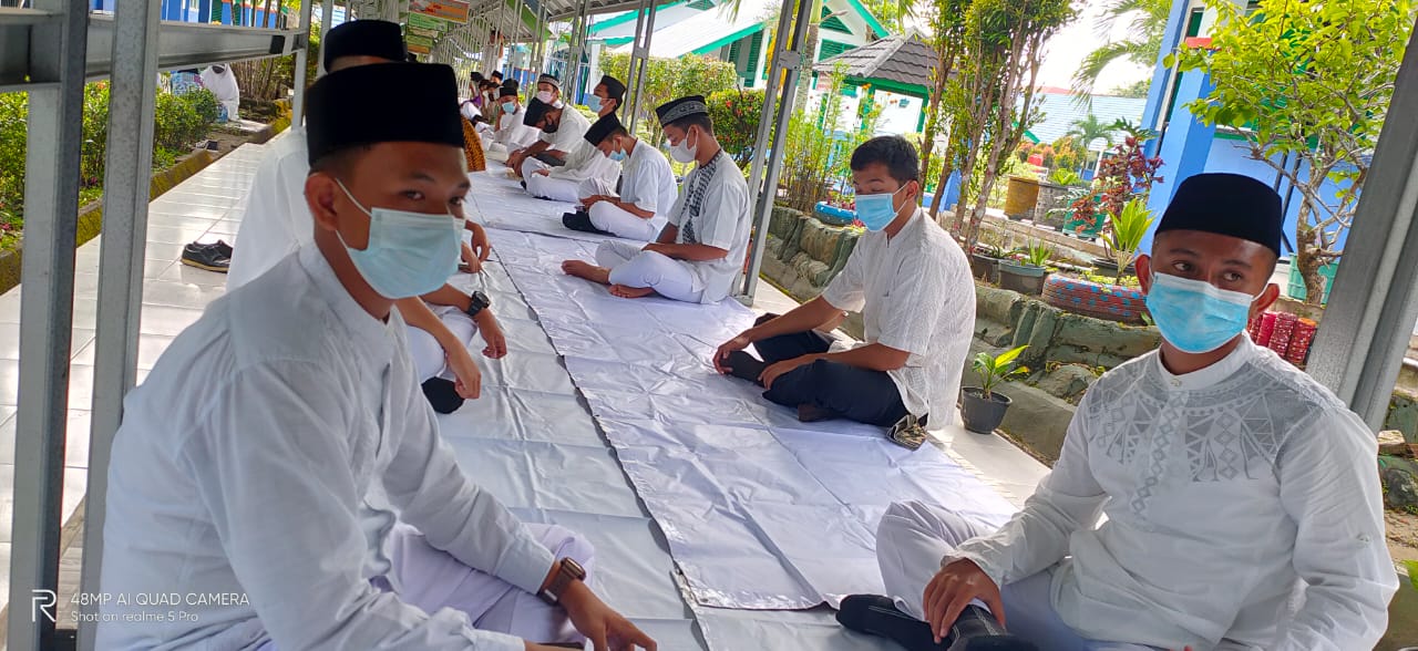 Nganggung dan Tausiyah peringatan Isra' Mi'raj Nabi Muhammad SAW. 1442H.