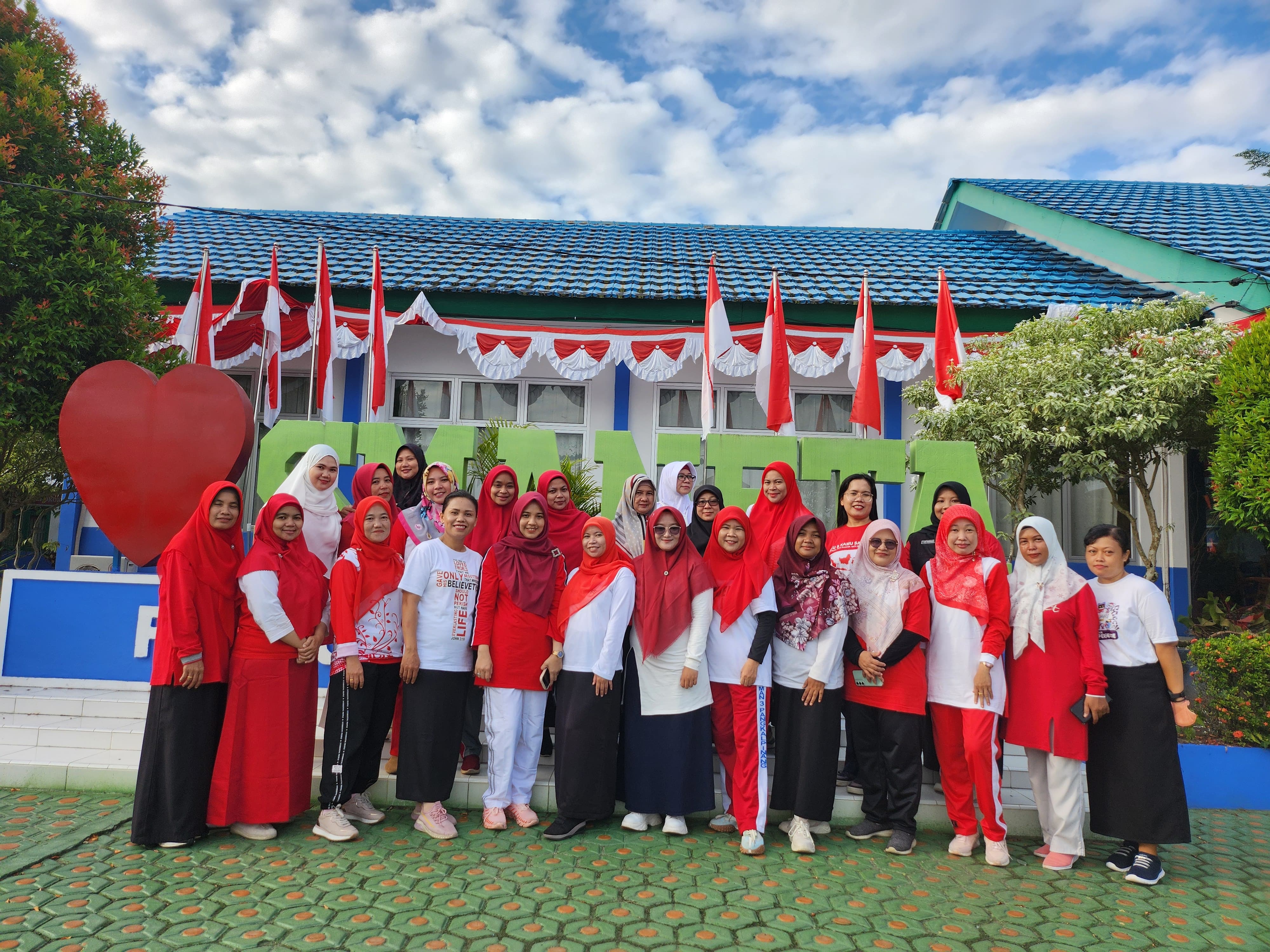 pembukaan lomba 17-an