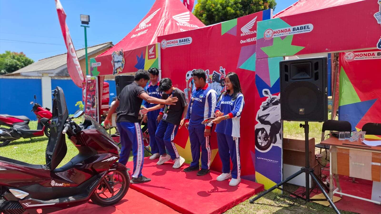 HUT SMANETA DAN HONDA