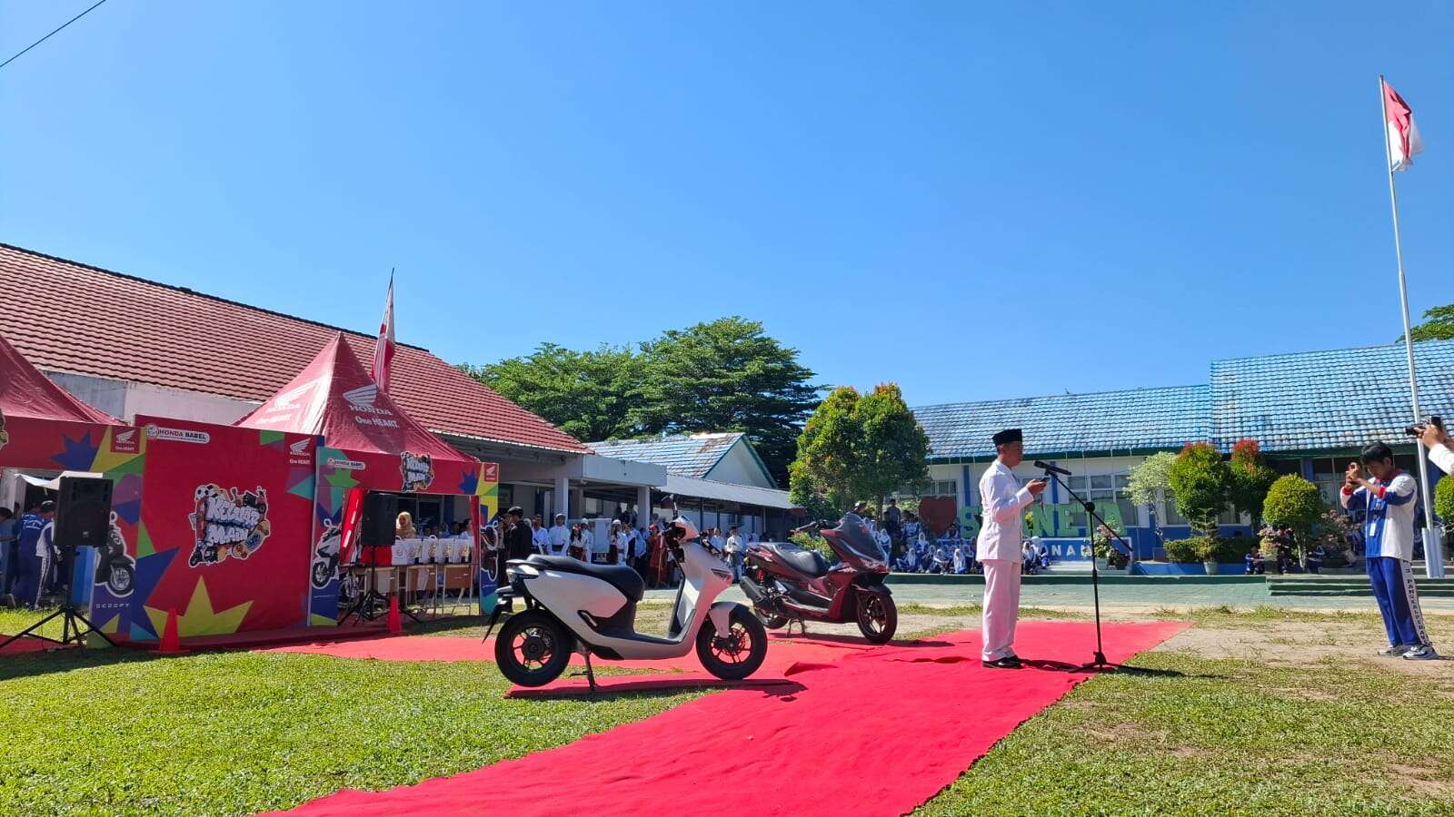 HUT SMANETA DAN HONDA