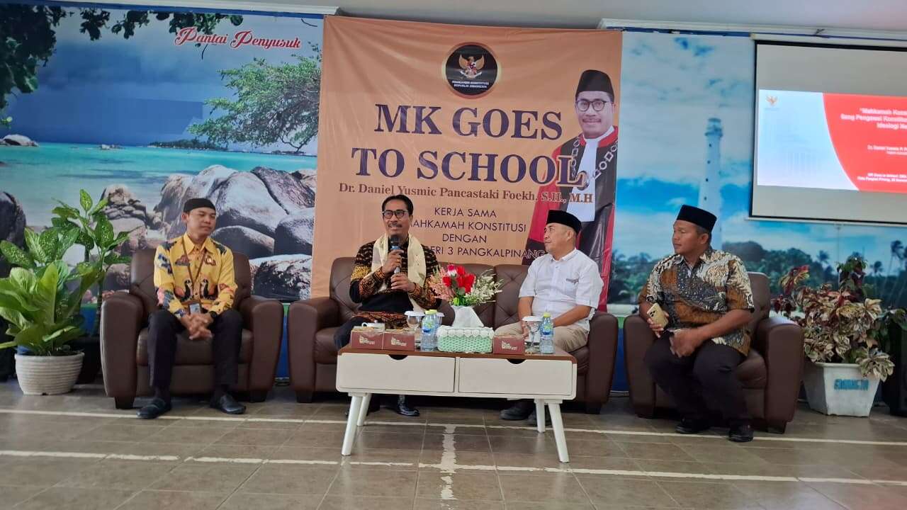 MK GOES TO SCHOOL 2025