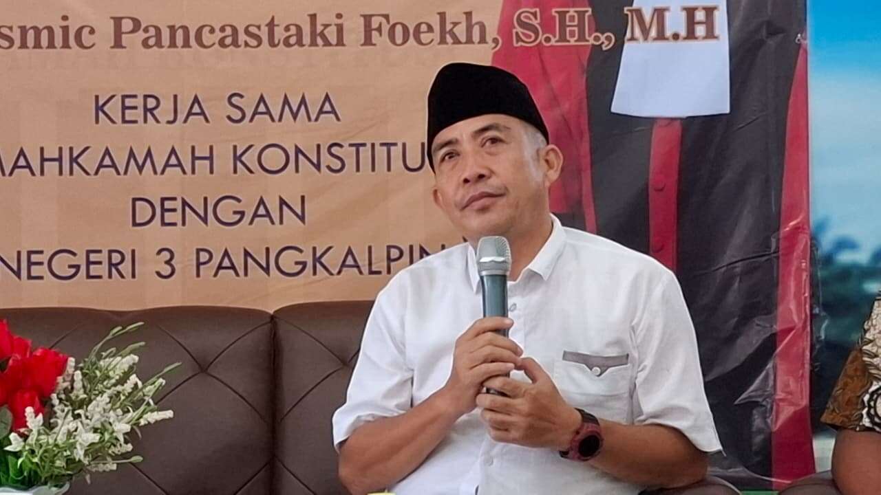 MK GOES TO SCHOOL 2025