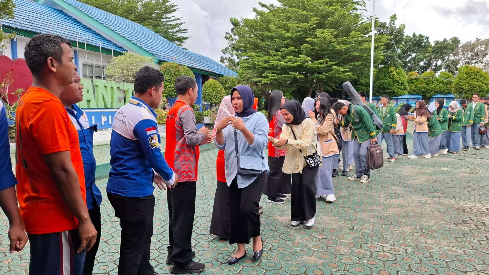 Kunjungan SMANSA Mentok