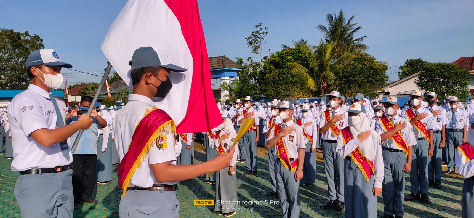 Pelantikan Pengurus OSIS dan MPK SMANETA 2021-2022