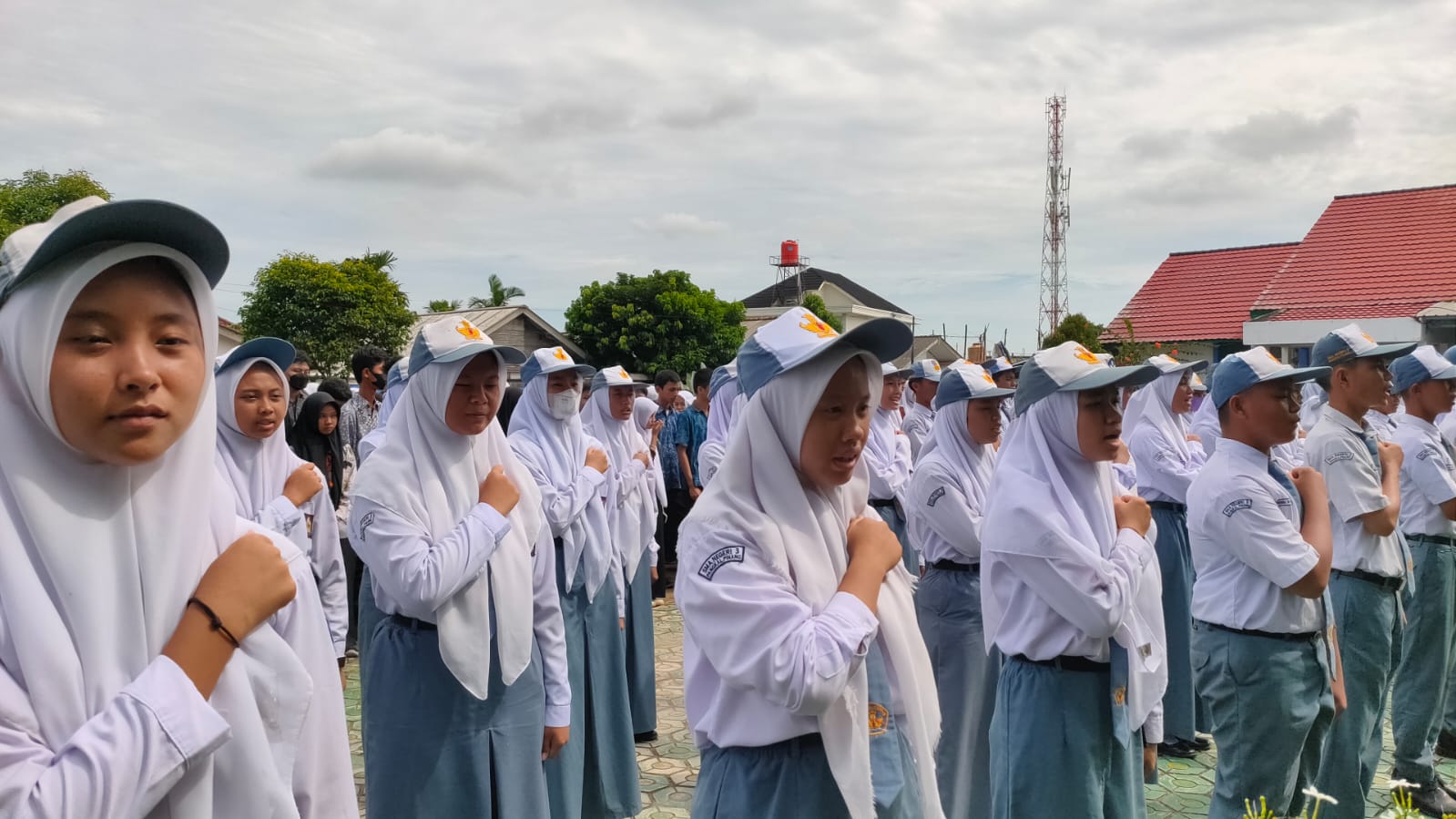 Pelantikan pengurus OSIS dan MPK SMANETA 2022-2023