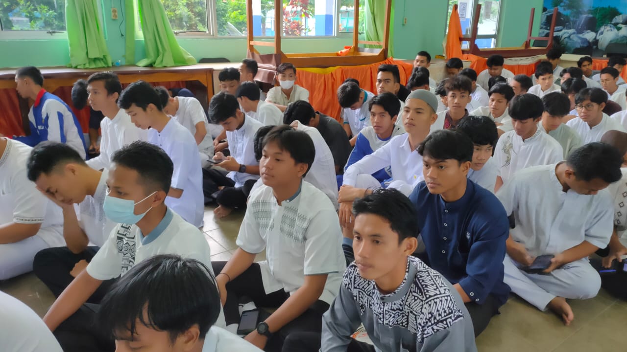 Doa bersama Kelas 12