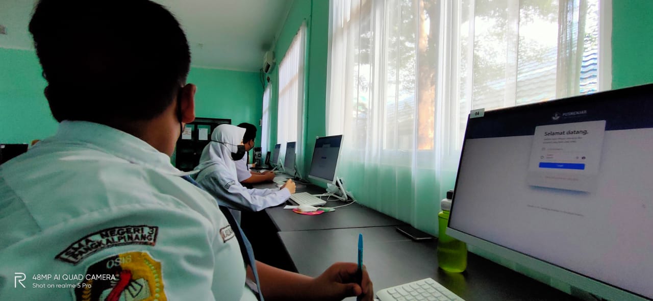 Pelaksanaan ANBK SMA Negeri 3 Pamgkalpinang 2021