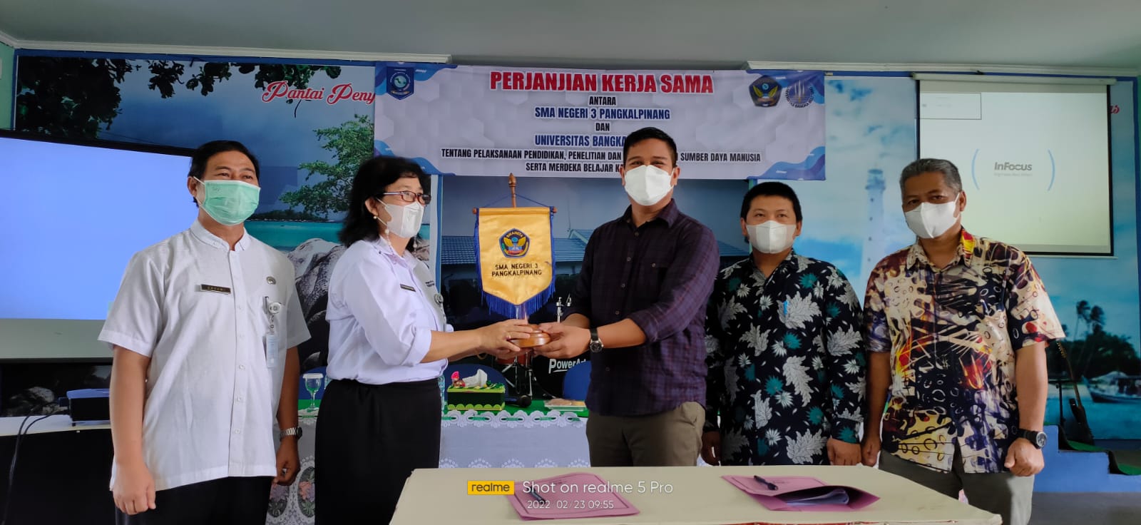 Kerjasama dengan UBB